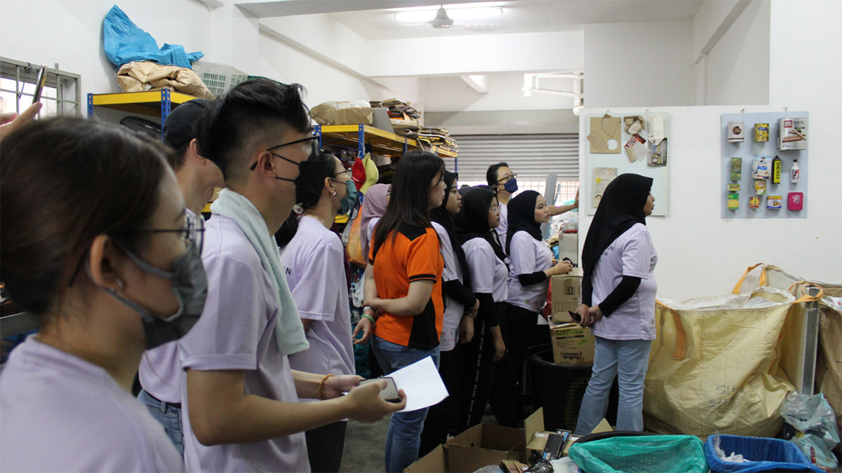 Visit Recycle Centre and Distribution